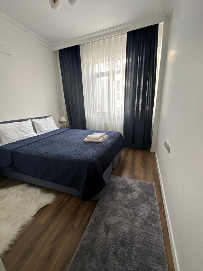 Center Of City In Besiktas 2 Plus 1 With 2 Bathroom And 3 Air Conditioner Κωνσταντινούπολη Εξωτερικό φωτογραφία